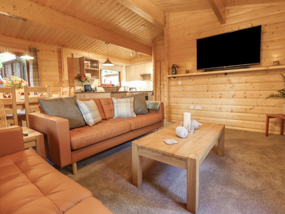 Leafy Hollow Lodge Louth  Extérieur photo