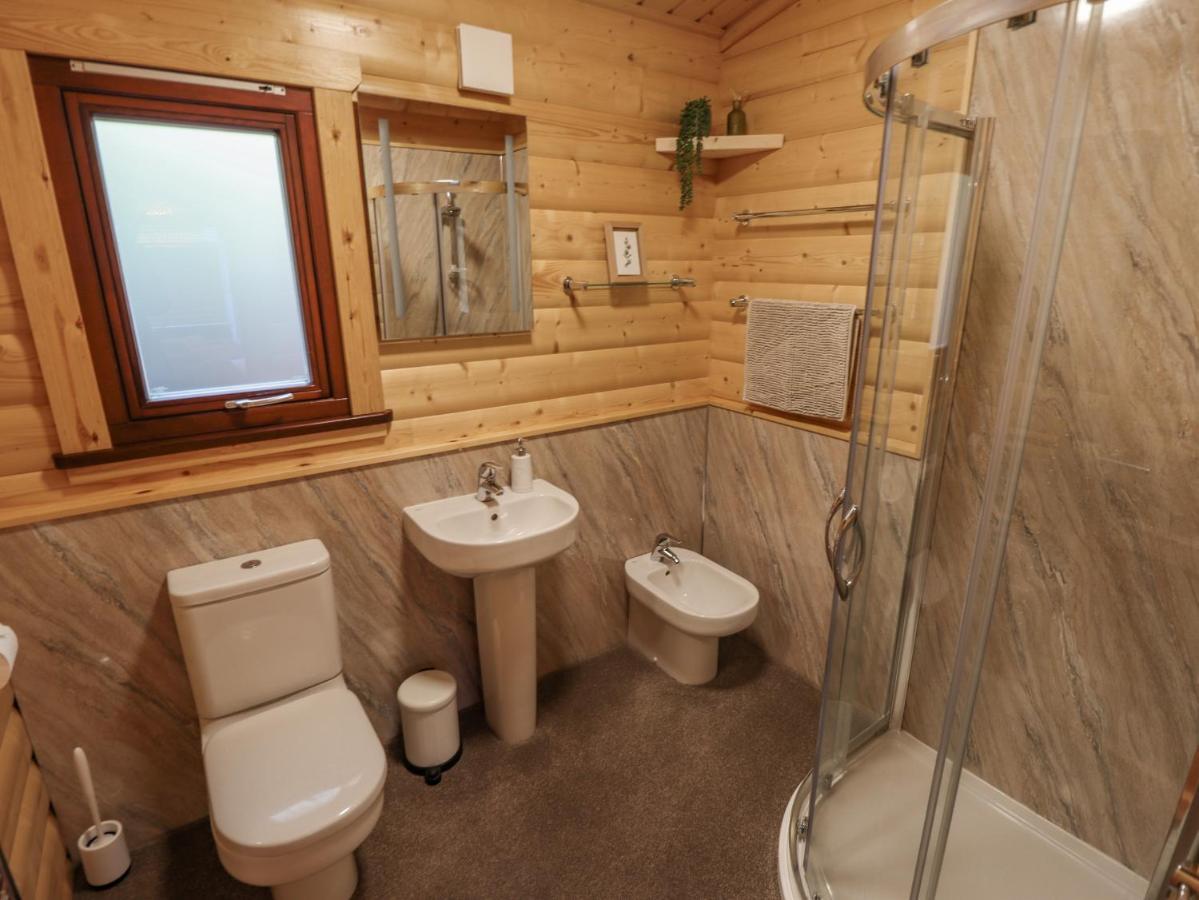Leafy Hollow Lodge Louth  Extérieur photo