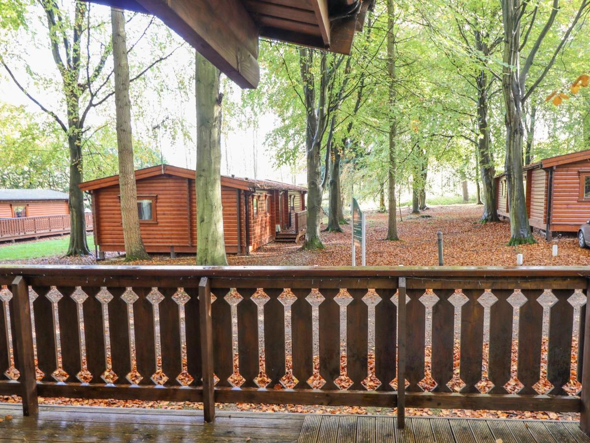 Leafy Hollow Lodge Louth  Extérieur photo