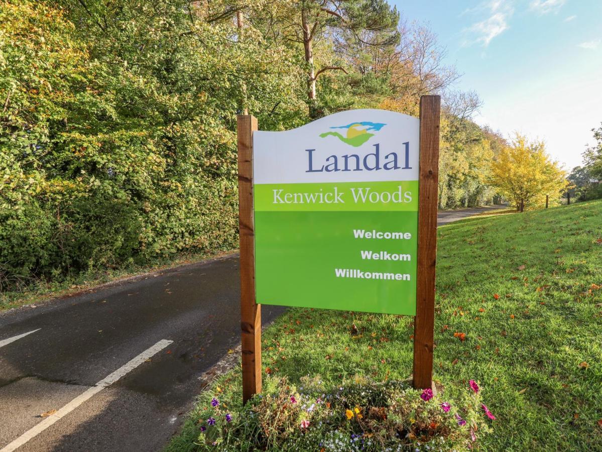 Leafy Hollow Lodge Louth  Extérieur photo