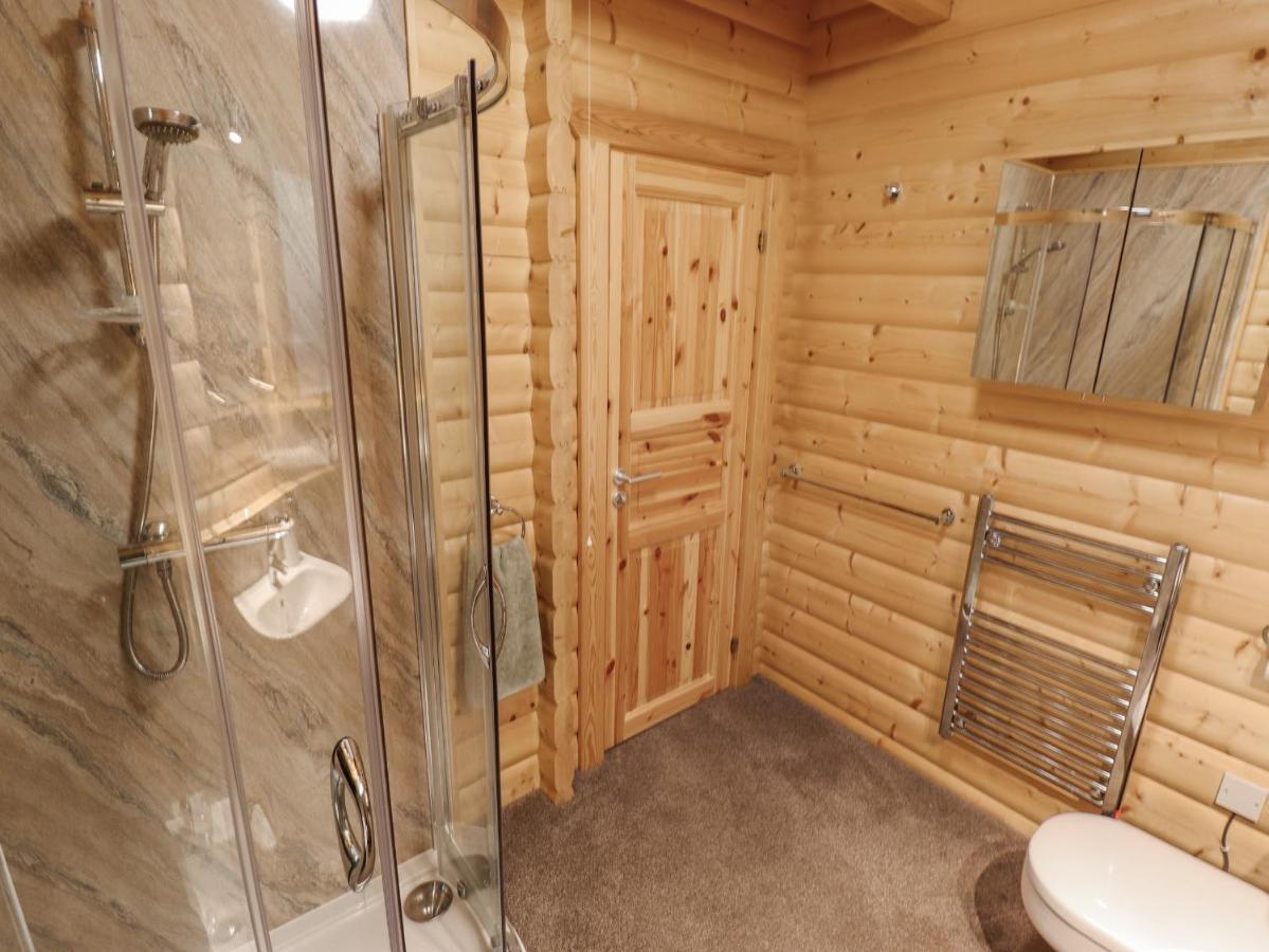 Leafy Hollow Lodge Louth  Extérieur photo