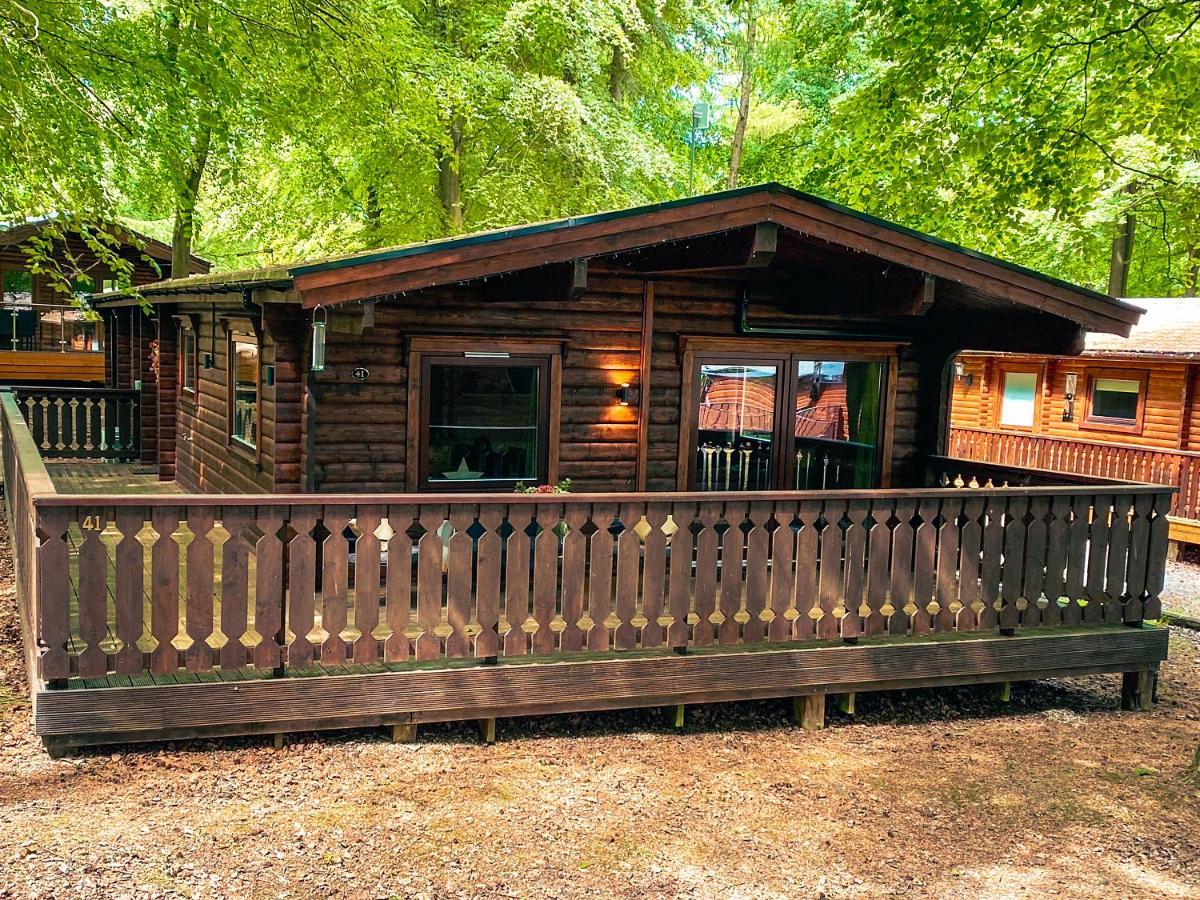 Leafy Hollow Lodge Louth  Extérieur photo